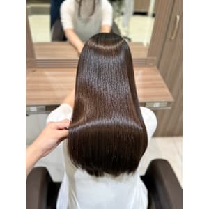 Loe 元町店 × スタイル