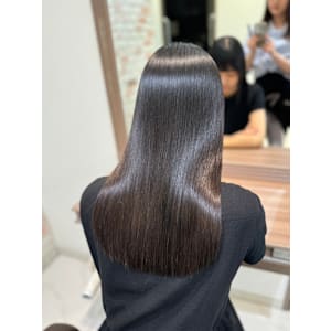 Loe 元町店 × スタイル