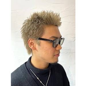 スパイキーショート アップバング ブリーチカラーブロンド