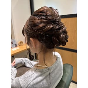 結婚式お呼ばれヘア