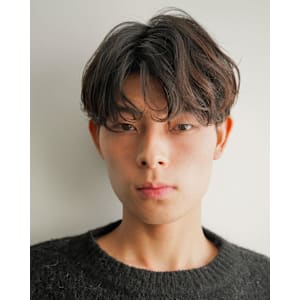 アップバングニュアンスセンターパート