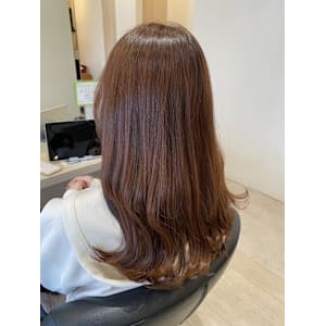 ほんのりピンクブラウン