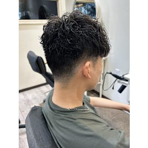 【ジュレベール 汲田】えりあし高めメンズパーマスタイル