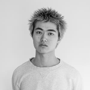 メンズ　ハイトーン　スパイキーショート