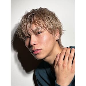 骨格診断ナチュラル　マッシュウルフ　似合わせカラー