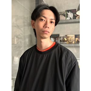 メンズショート ツーブロック センターパート 爽やか