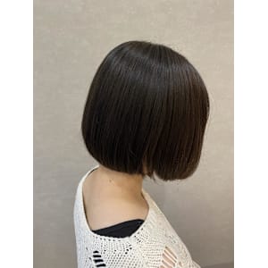 ナチュラルミニボブ