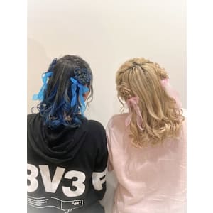 お花で可愛く♪ハーフツイン