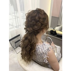 編み込みローポニー☆