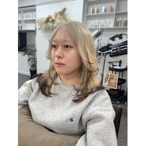 エンドカラー/ハイトーンカラー/裾カラー/ベージュカラー