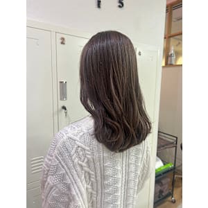 《ASSEMBLEカラー》ミディアム・オリーブベージュ