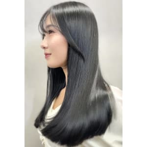 Jessica 髪質改善＆縮毛矯正×スタイル