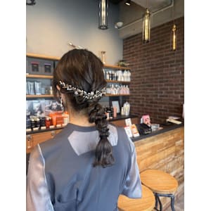 お呼ばれヘア