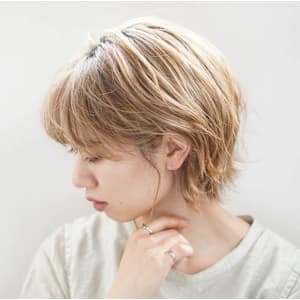 耳掛けセンターパート