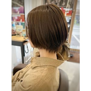 ★大人女子★ハンサムショート×透明感オリーブグレージュカラー