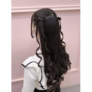 髪の毛リボンハーフツイン♪