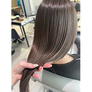 yoki. KOYUKI ヘアスタイル