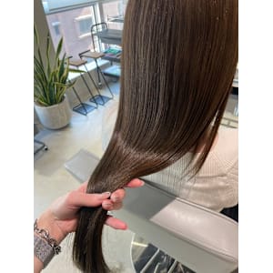 yoki. KOYUKI ヘアスタイル