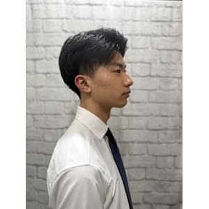 ツーブロアップバング/刈り上げ