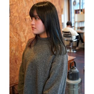 インナーカラー（カーキアッシュ＆ベリーピンク）