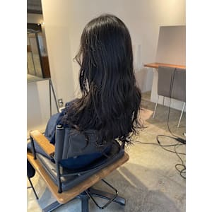 【R HAIR SALON】レイヤーロングヘア