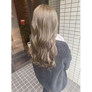 ブリーチなし◎やわらかベージュ