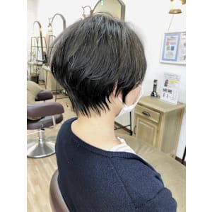 くびれショート