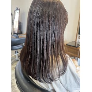 ミディアム／ピンクブラウン