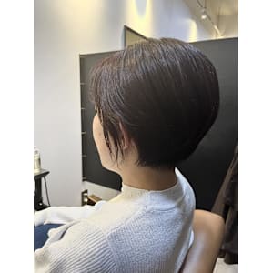 ショートヘアー