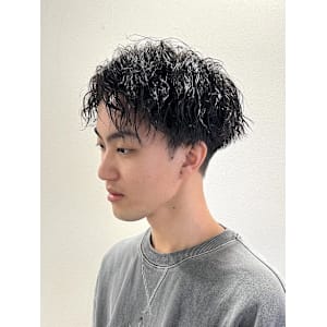 【平山明樹】お洒落な縦落ちスパイラルパーマ