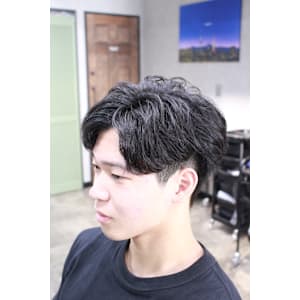 緩めカールパーマ