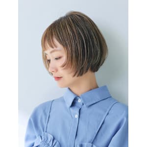 白髪ぼかしハイライト ショートボブ【FIRST】鈴木幸子