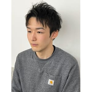 スパイキーショート ハーフアップバング 黒髪 束感