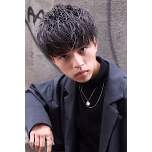 シャープにキメる！ショートマッシュ