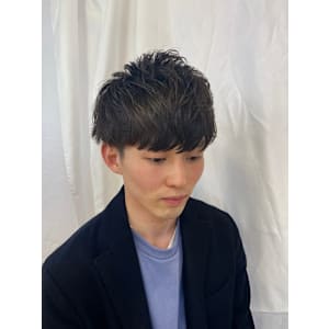 束間ショート　アッシュブラック