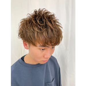 フェザーショート/波巻きツイストスパイラル/20代