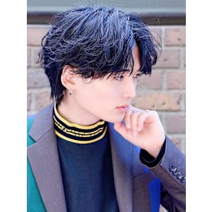 【横顔決まる】毛流れセンターパートウルフ