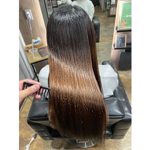 髪質改善・縮毛矯正特化サロン Fedis×スタイル