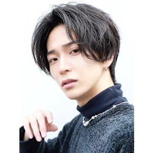 艶ミディアムハンサムショート