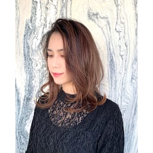 髪質改善専門店 LANVERY 表参道×スタイル