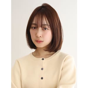 フェミニンワンカールボブ