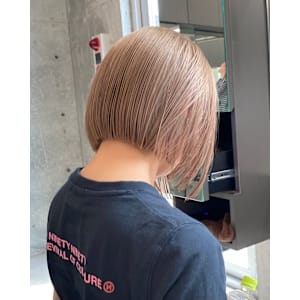 ミルクティーベージュ/ブリーチ/ミニボブ/簡単スタイリング