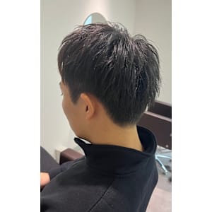 メンズツーブロックショートヘア