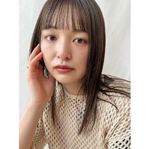 ぱっつんバング/ストレートロング