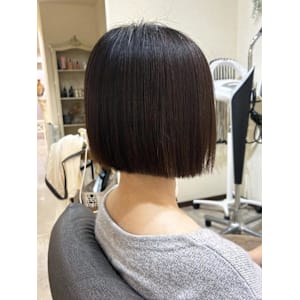 【ジュレベール 汲田】ストレートボブ