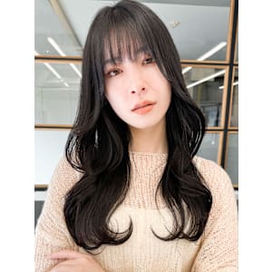 黒髪美髪レイヤー韓国ヘアロングくびれワンカール小顔エアリー