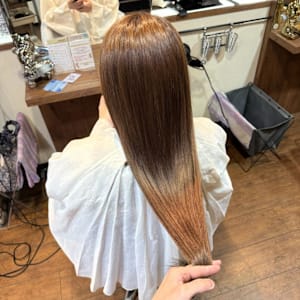 ナチュラルブラウン