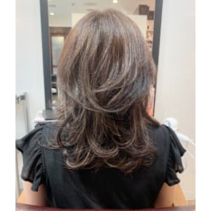 【WORKS】フルハイライトでふんわり外国人風ロングスタイ