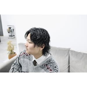 センターパートウルフ×ニュアンスパーマ