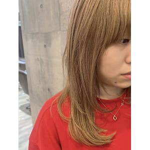 たっぷりレイヤーカット«ARCH Sayaka»